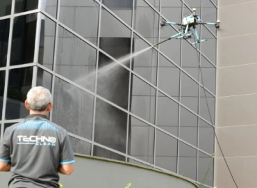 Sustainable Cleaning Solutions: The Eco-Friendly Aspects of Drone Cleaning